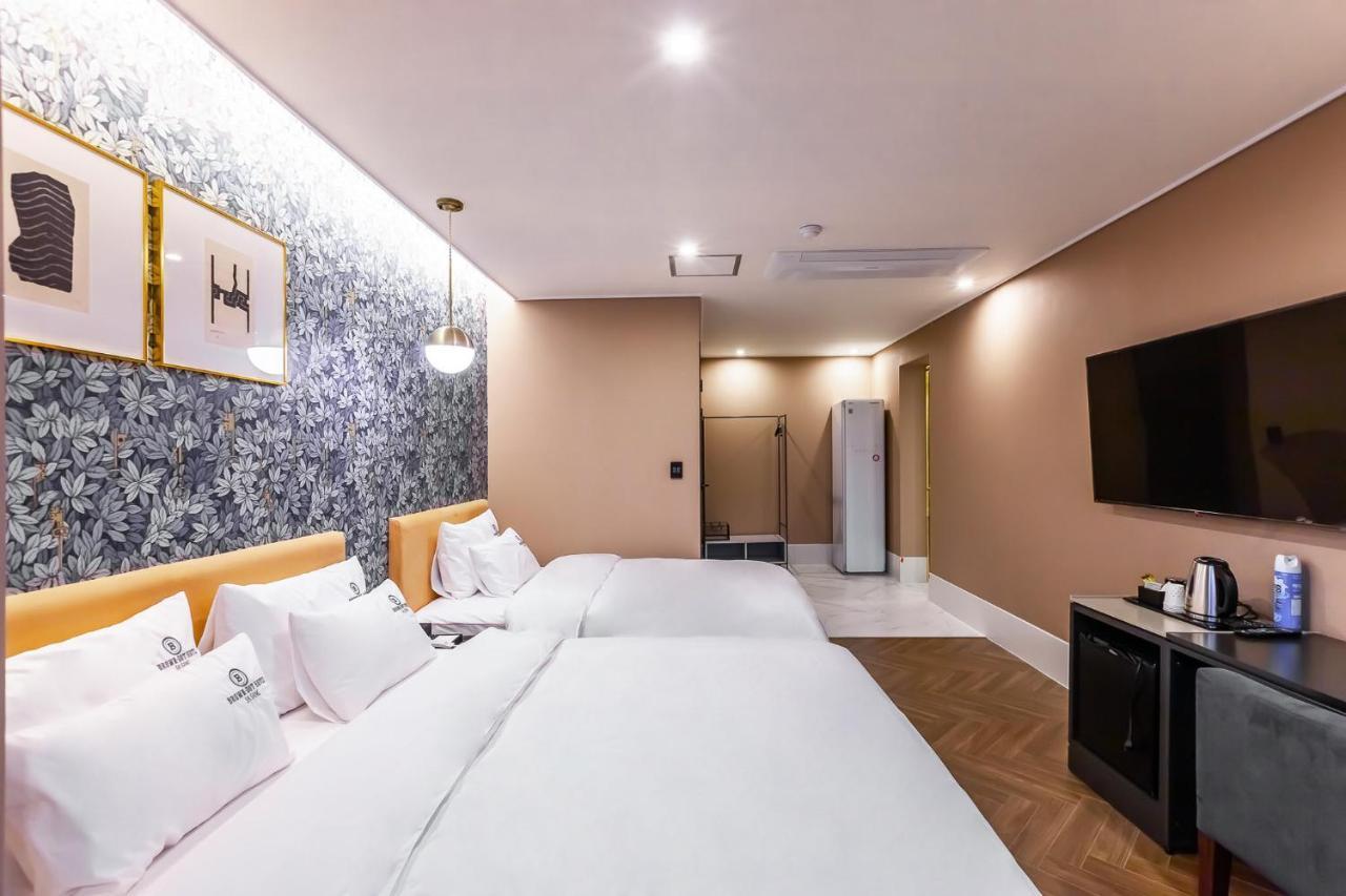 Browndot Hotel Sasang Renecite Busan Esterno foto