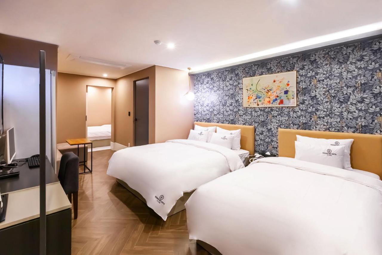 Browndot Hotel Sasang Renecite Busan Esterno foto
