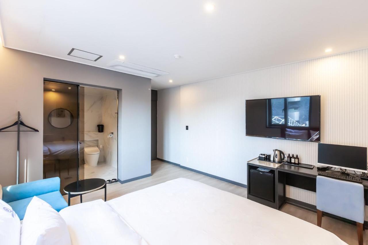 Browndot Hotel Sasang Renecite Busan Esterno foto