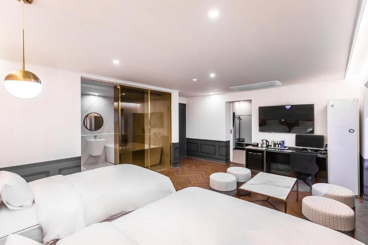 Browndot Hotel Sasang Renecite Busan Esterno foto