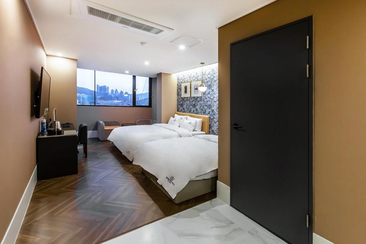Browndot Hotel Sasang Renecite Busan Esterno foto