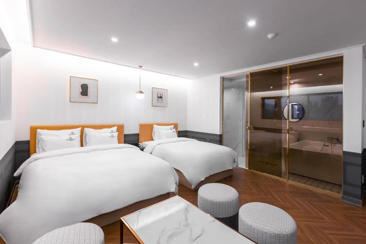 Browndot Hotel Sasang Renecite Busan Esterno foto