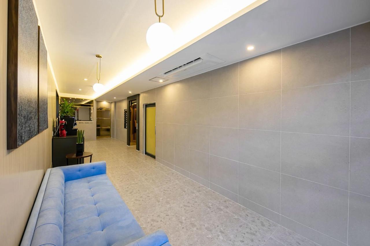 Browndot Hotel Sasang Renecite Busan Esterno foto