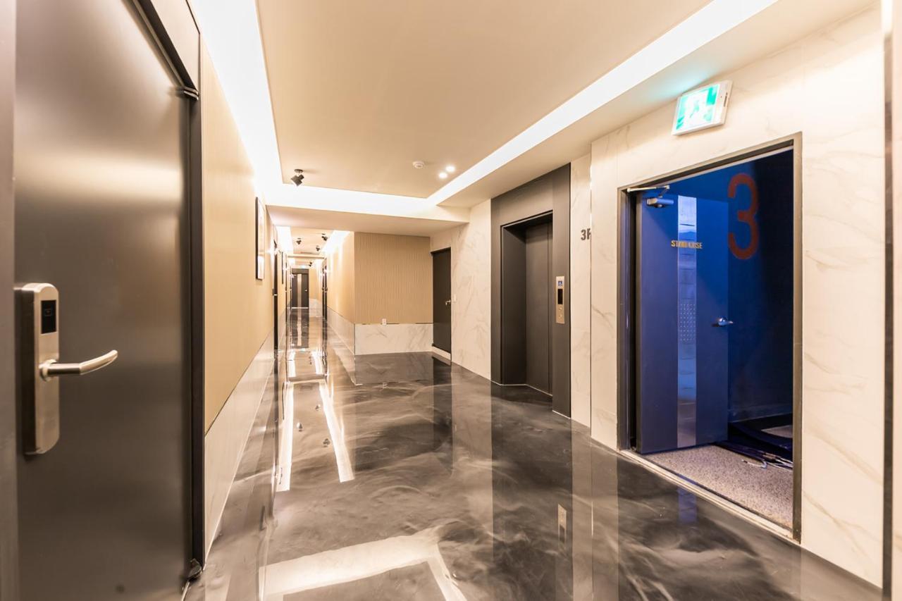 Browndot Hotel Sasang Renecite Busan Esterno foto